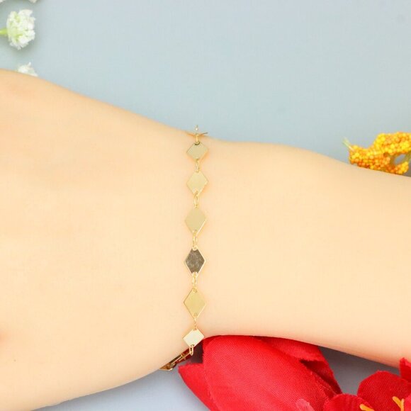 "Elegant & Trendy Bracelet, A Perfect Gift for Women, Thoughtful, EVCH1569 - Picture 6 of 10